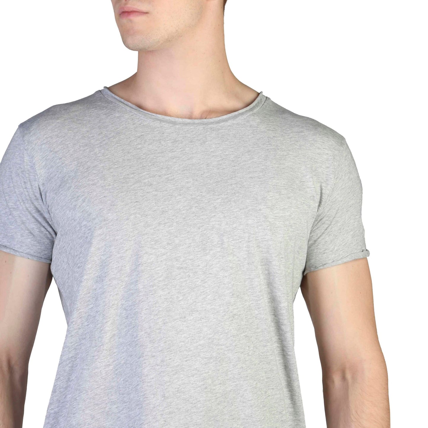 Calvin Klein T-shirt